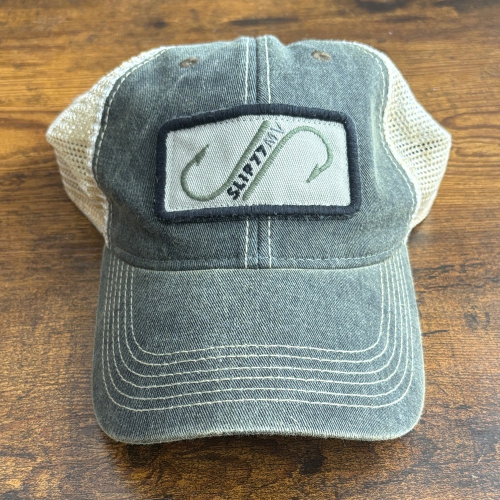 Legacy Slip77 MV Grayish and Tan Mesh Cap